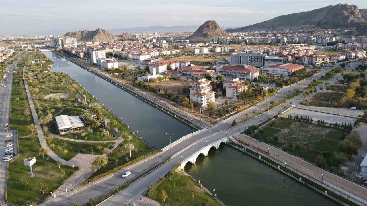 DSİ Afyonkarahisar’da 20 yılda 6 milyar 997 milyon TL değerinde 449 tesis inşa etti