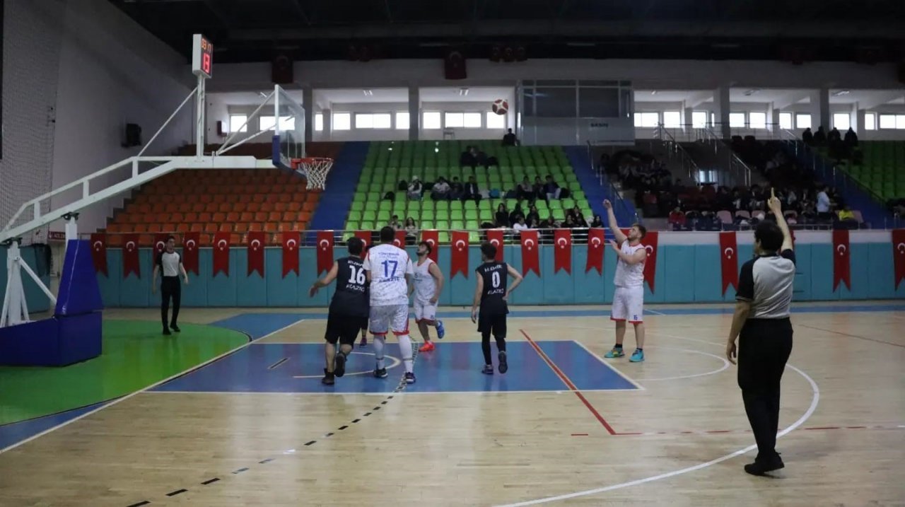 Elazığ’da Gençler Basketbol İl Şampiyonası tamamlandı