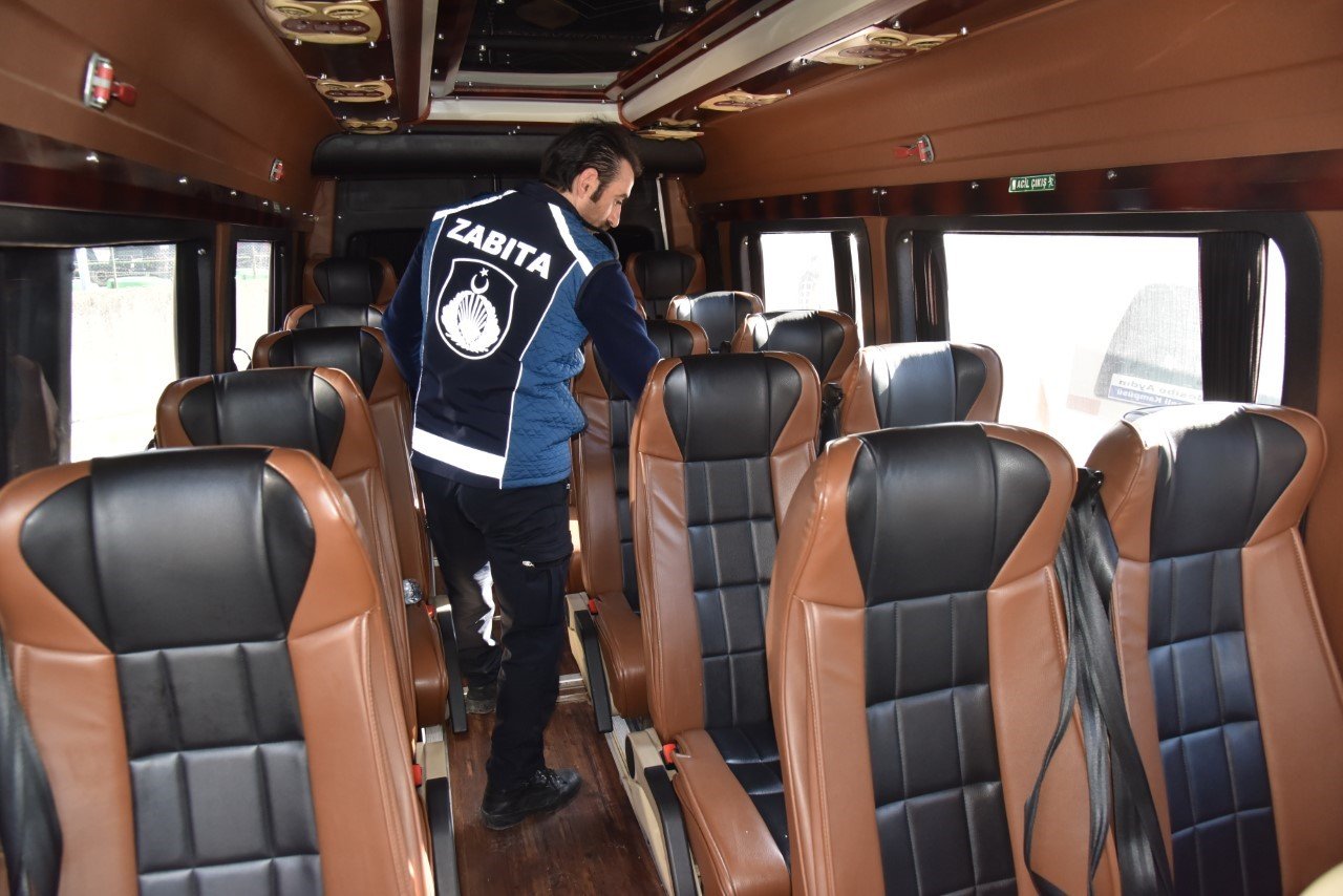 Kartepe’de öğrenci servisleri denetlendi