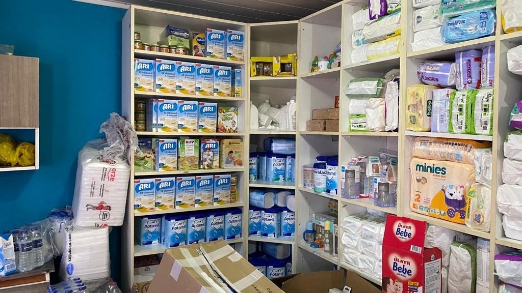 İzmit Belediyesi, Defne’de sosyal alan oluşturdu