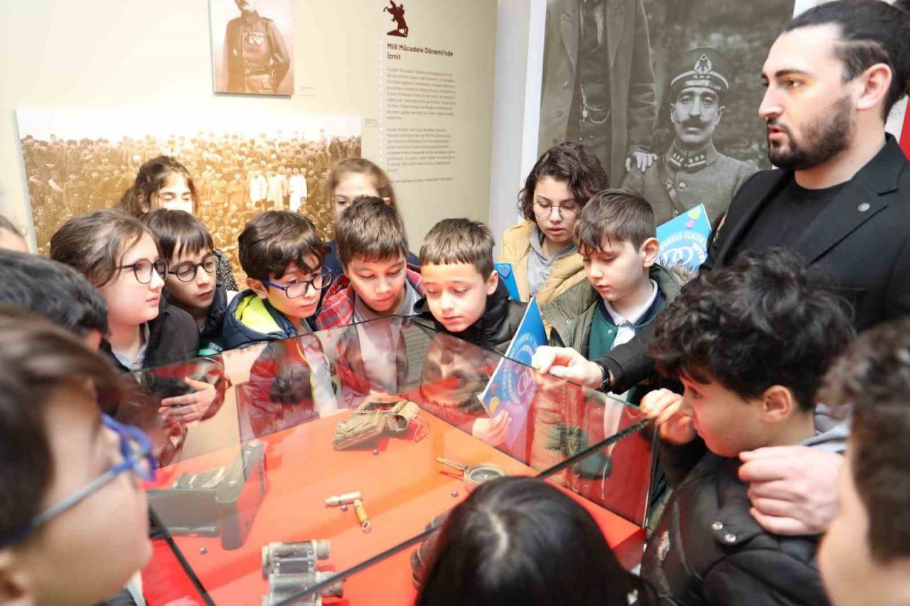 Öğrenciler Atatürk ve Milli Mücadele Anı Evi’nde bir araya geldi