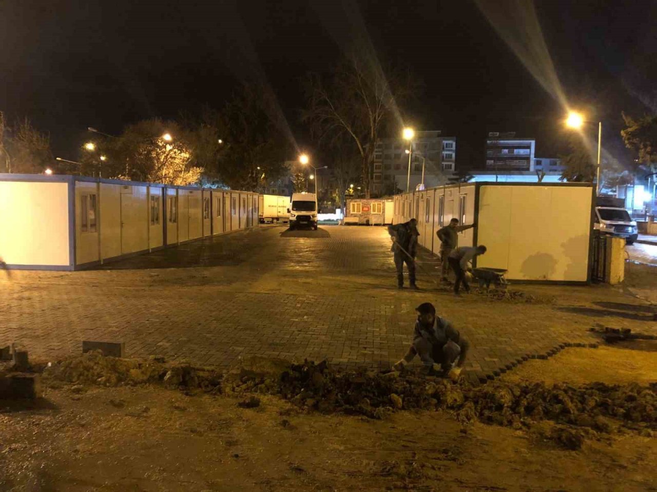 Adıyaman esnafına Melikgazi’nin yardım eli uzanıyor