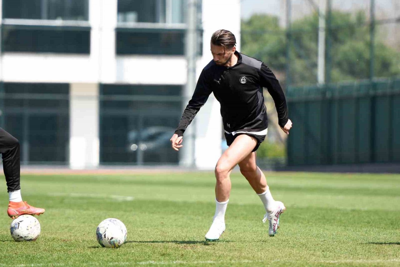 Manisa FK, Eyüpspor maçının hazırlıklarını sürdürdü