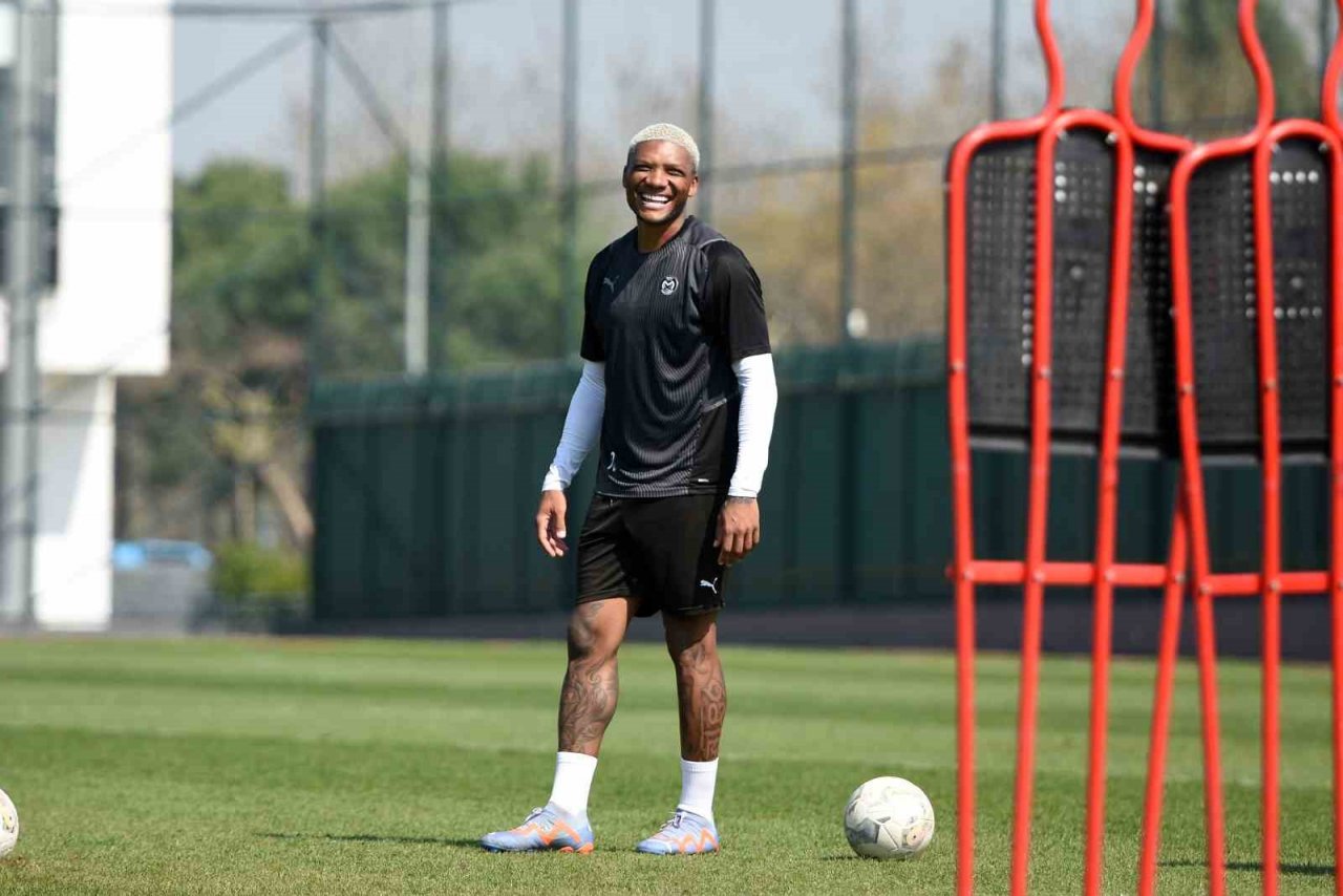 Manisa FK, Eyüpspor maçının hazırlıklarını sürdürdü