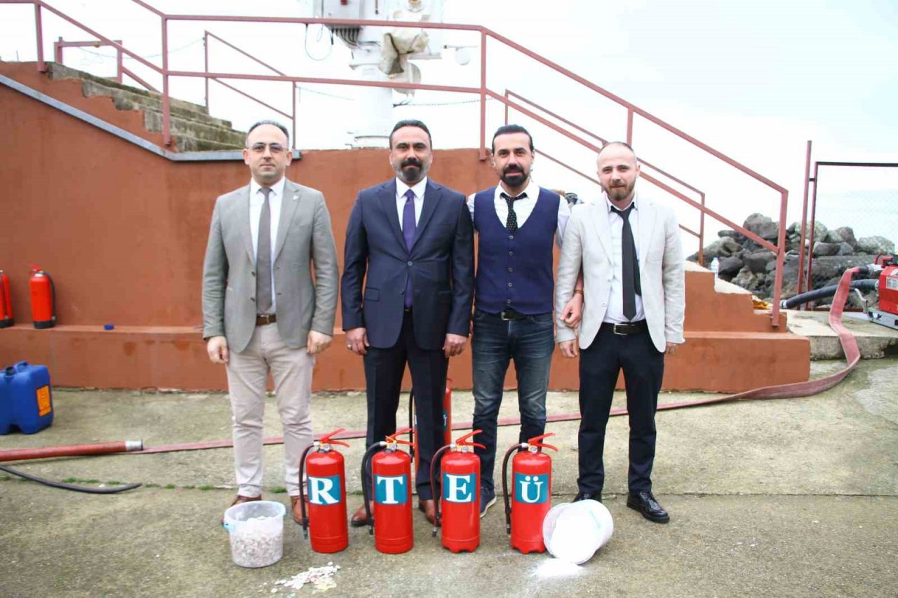 Midyeden yangın söndürücü toz ürettiler
