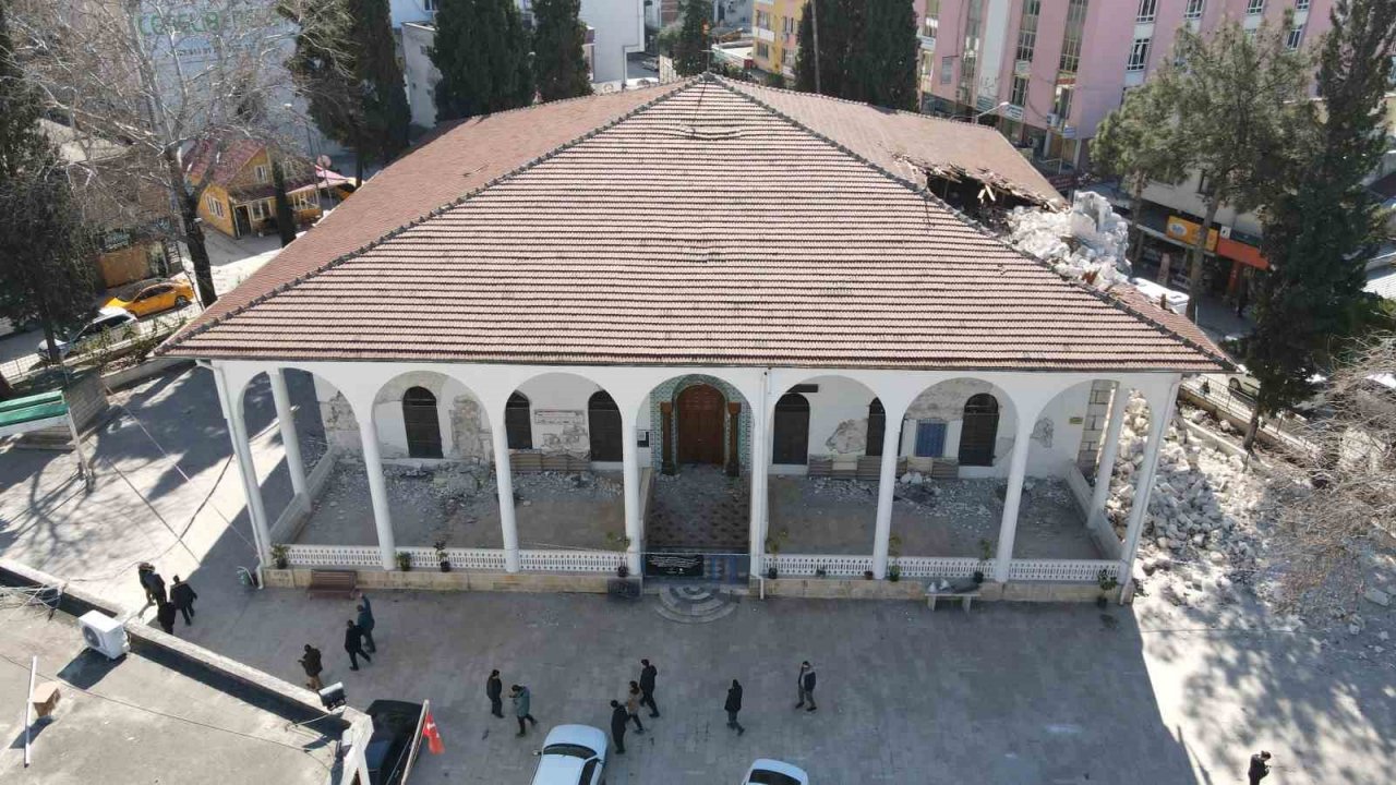 133 yıllık Envar-ül Hamit Camii aslına uygun olarak restore edilecek