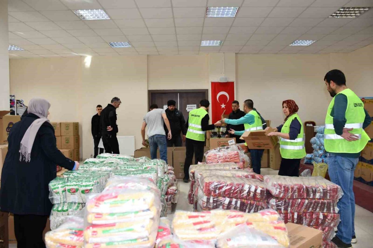 İznik’ten afet bölgesine destekler sürüyor