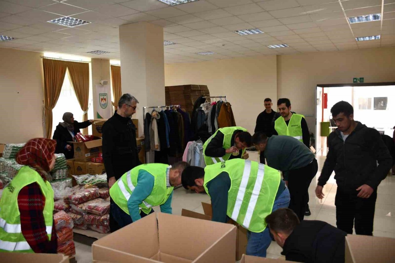 İznik’ten afet bölgesine destekler sürüyor