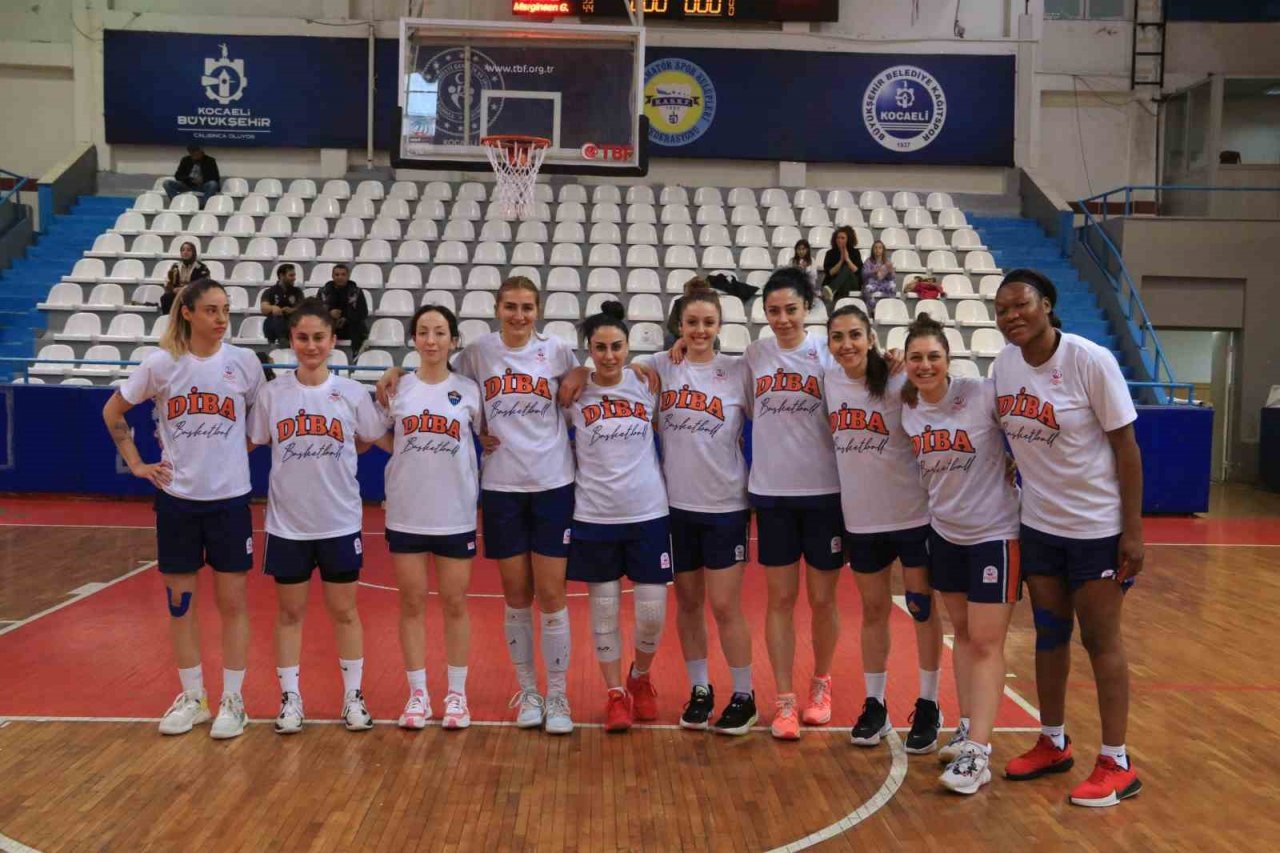 TKBL: İzmit Belediyespor: 97 - DİBA: 68