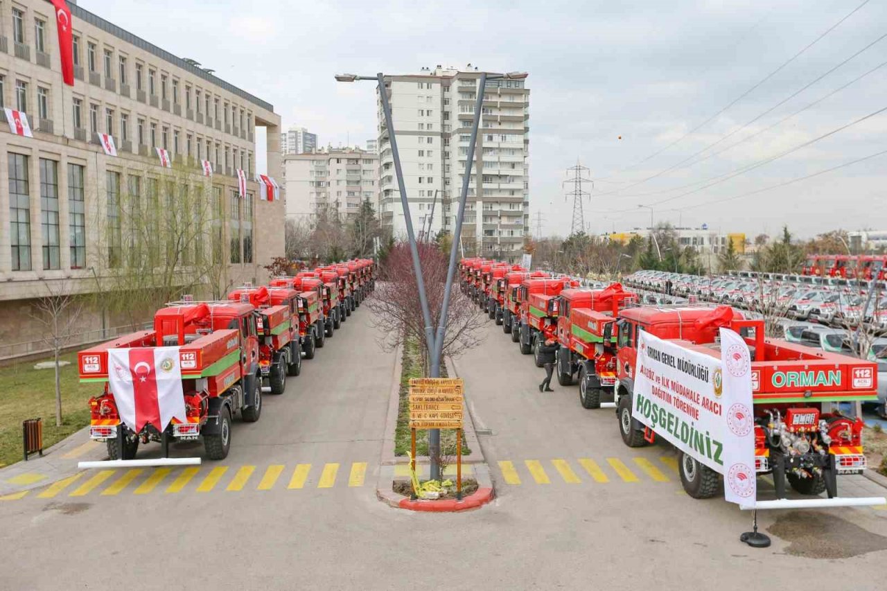 Denizli’nin ateş savaşçıları 7 arazöz ve 3 ilk müdahale aracıyla güçlendi