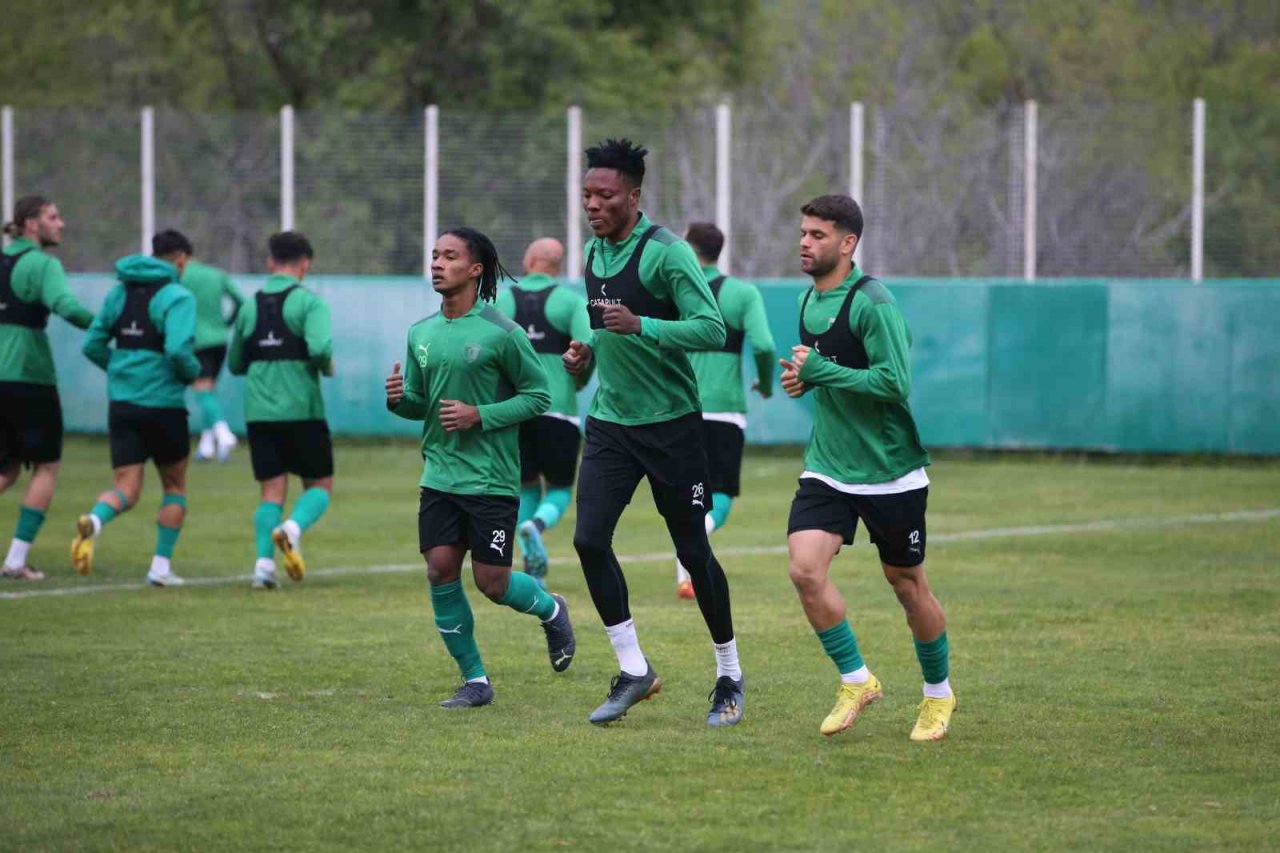 İsmet Taşdemir: “Elimizden ne geliyorsa çıkıp oynayacağız”