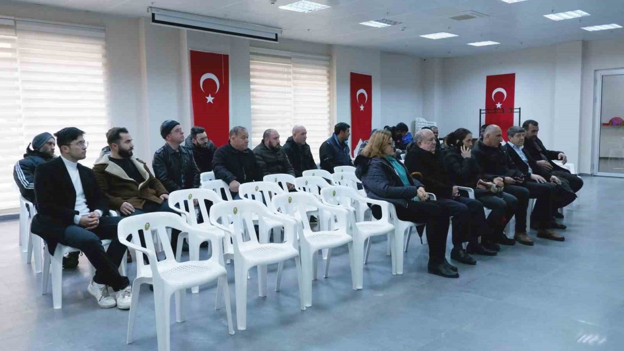 Bozüyük’te Ramazan davulcuları göreve hazır