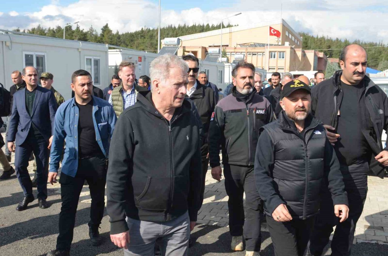 Finlandiya Cumhurbaşkanı Niinistö:"Şimdiye kadar görülmemiş büyük bir afet"