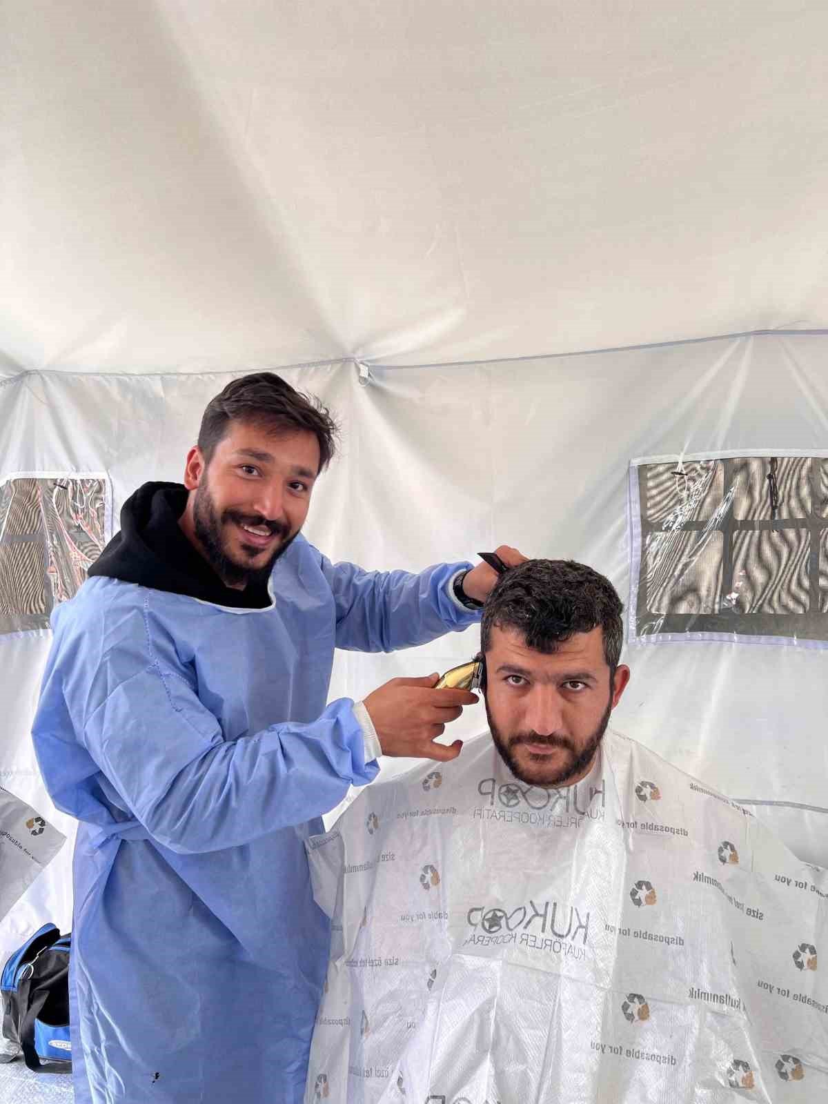 ATO üyesi kuaförler “moral bakımı” için deprem bölgesinde