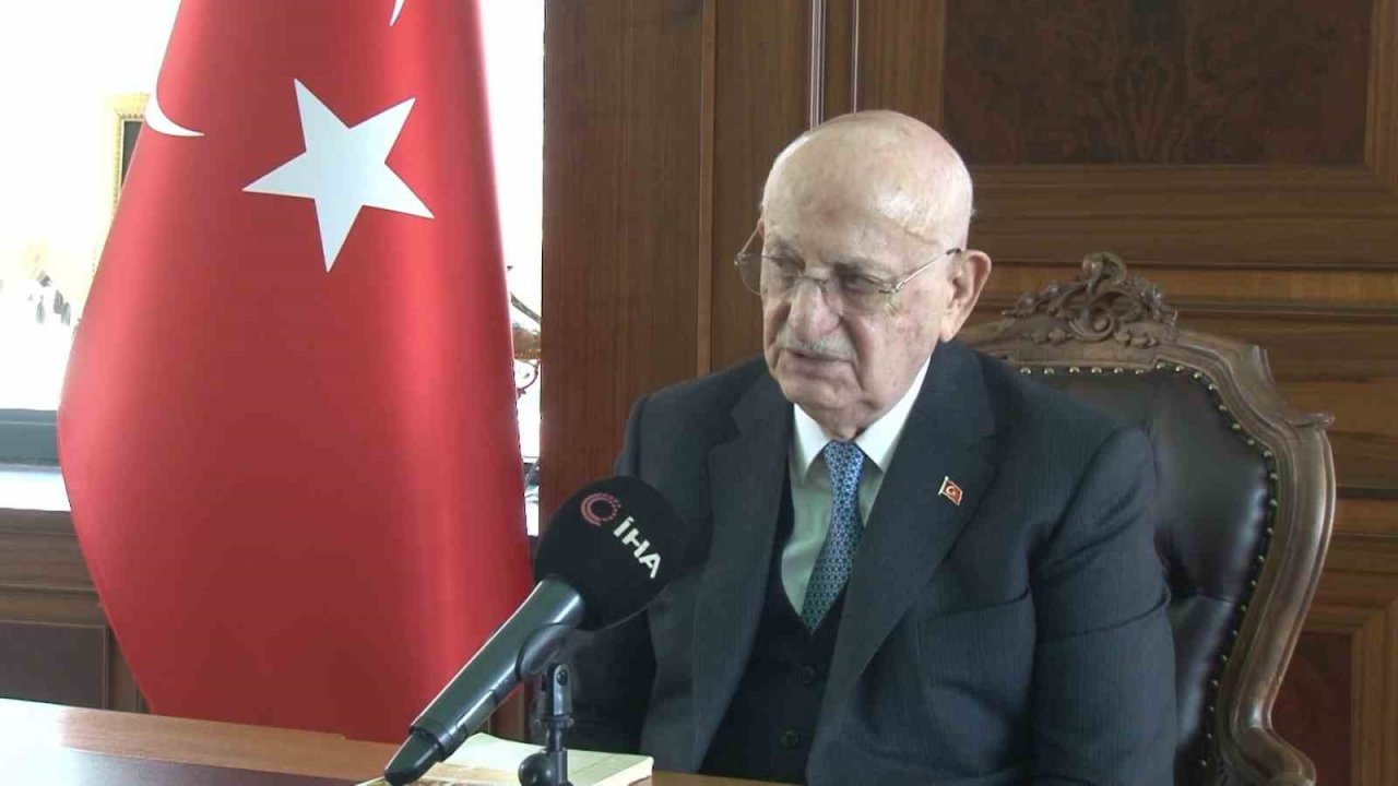 Eski TBMM Başkanı İsmail Kahraman: “Amerika, Ayasofya’nın müze yapılması için o günkü hükümete baskı yapmıştır”