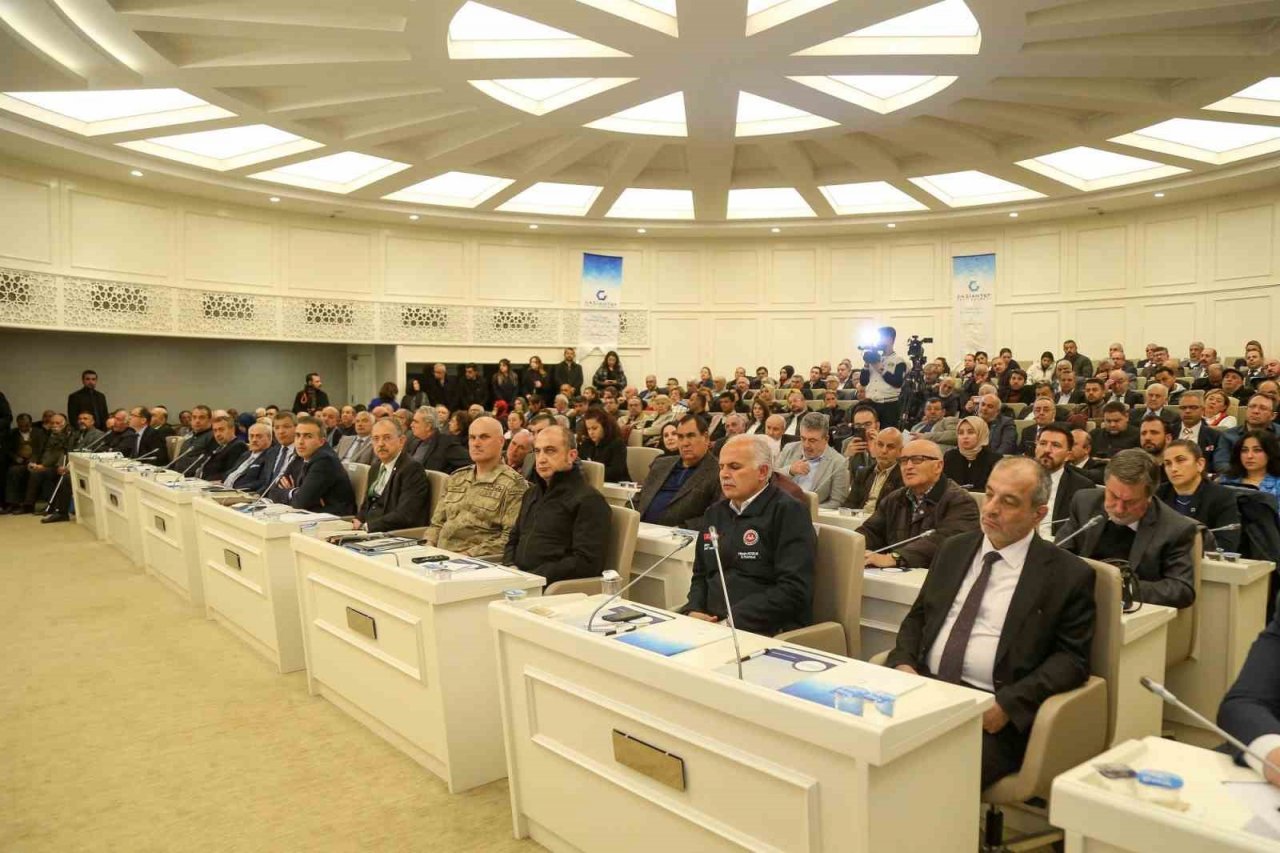 Başkan Şahin, Gaziantep Kent Konseyi 7’nci olağan genel kurul toplantısında konuştu