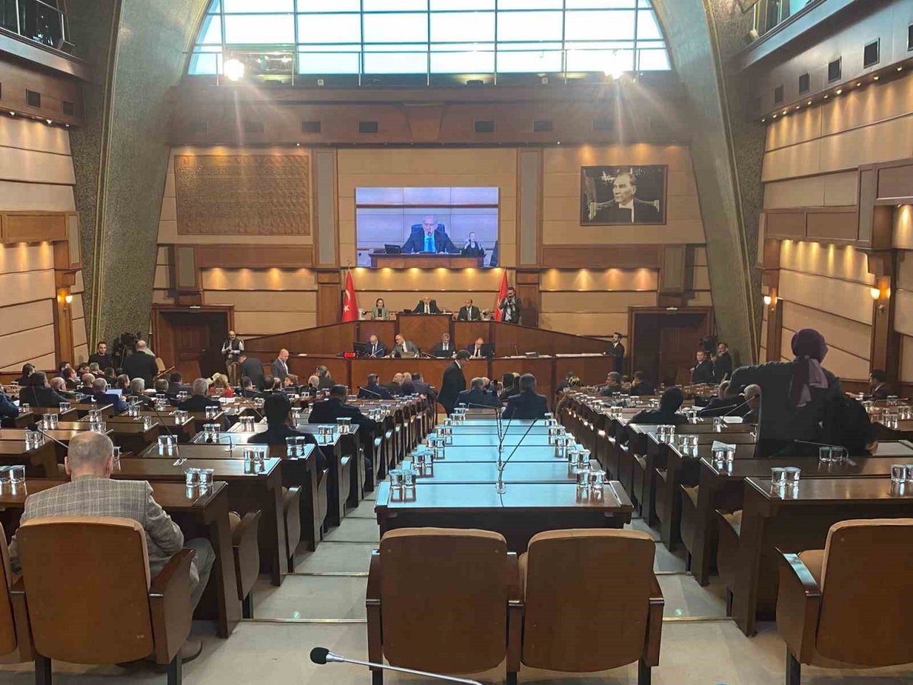 AK Parti Meclis Üyesi Aktaa: “Meral Akşener’e edilen küfürlere o kadar üzüldüm ki acaba biriniz karşı durdu mu sosyal medyada?”