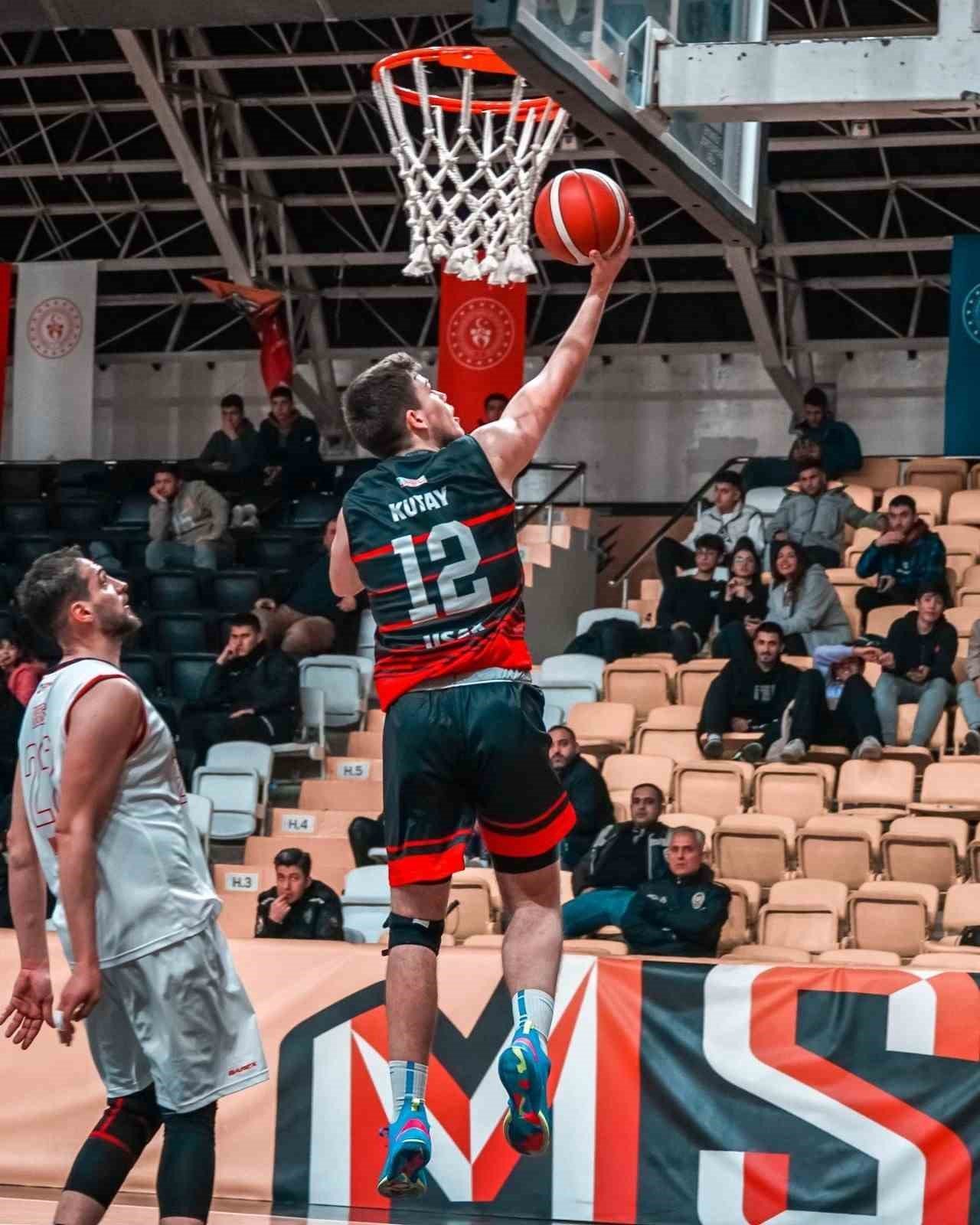 İlkler Şehri Uşak liderlik maçına çıkıyor