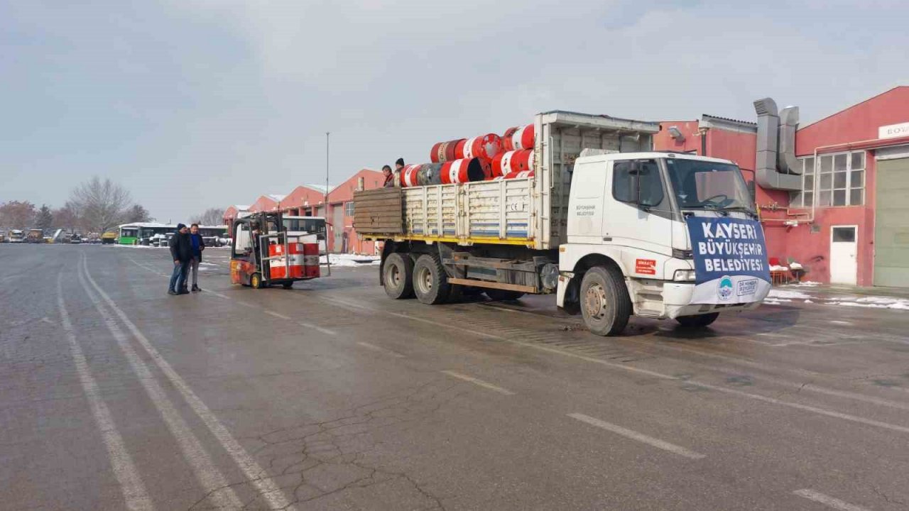 Büyükşehir’den gıdadan giyime, barınmadan altyapıya kadar deprem bölgelerine güçlü destek