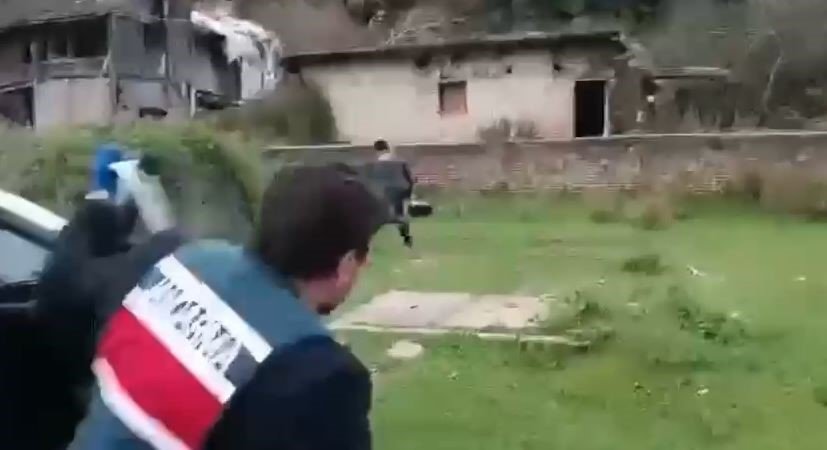 Deve ahırında 10 kilo 200 gram uyuşturucu ele geçirildi