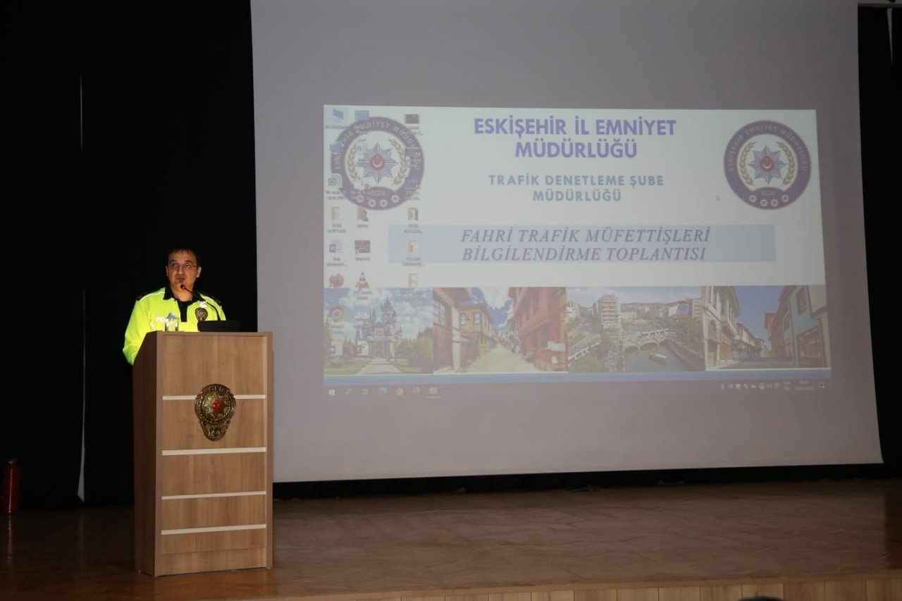 Fahri trafik müfettişlerine bilgilendirme toplantısı