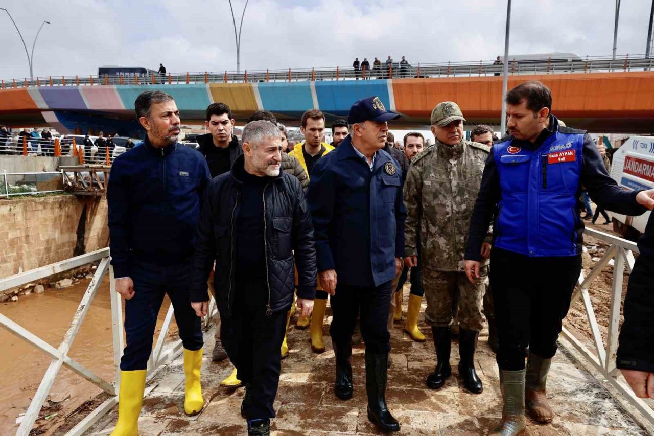 Bakan Nebati: “Önceliğimiz selden etkilenen vatandaşlarımızın temel ihtiyaçlarını gidermek”