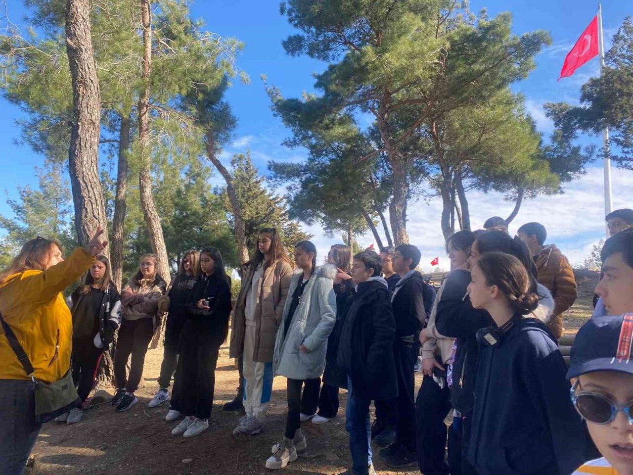 Karesi Belediyesi’nden öğrencilere Çanakkale sürprizi