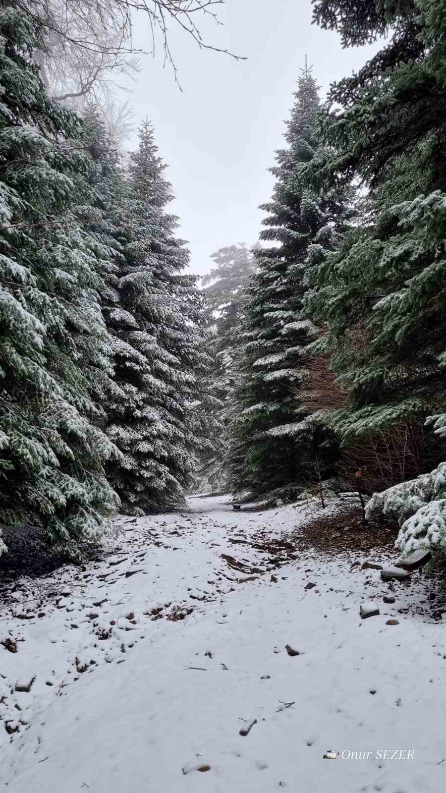Kazdağları’nda kar yağışı başladı