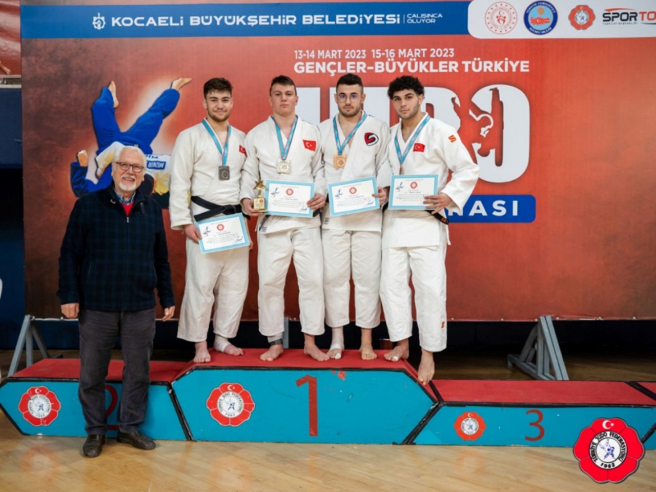 759 sporcunun katıldığı judo şampiyonasında madalyalar sahiplerini buldu