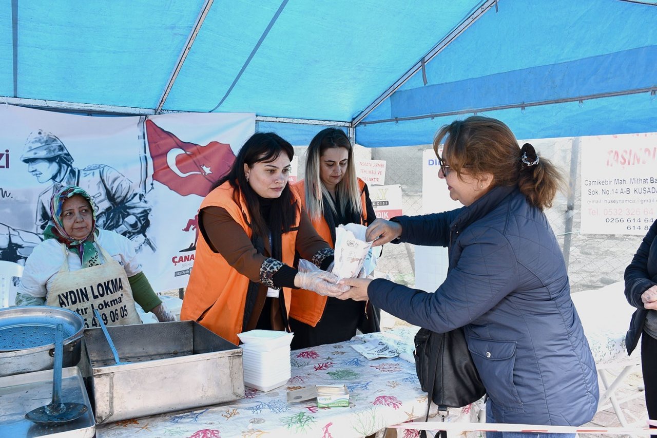 Kuşadası Belediyesi’nden Çanakkale Şehitleri İçin Lokma Hayrı