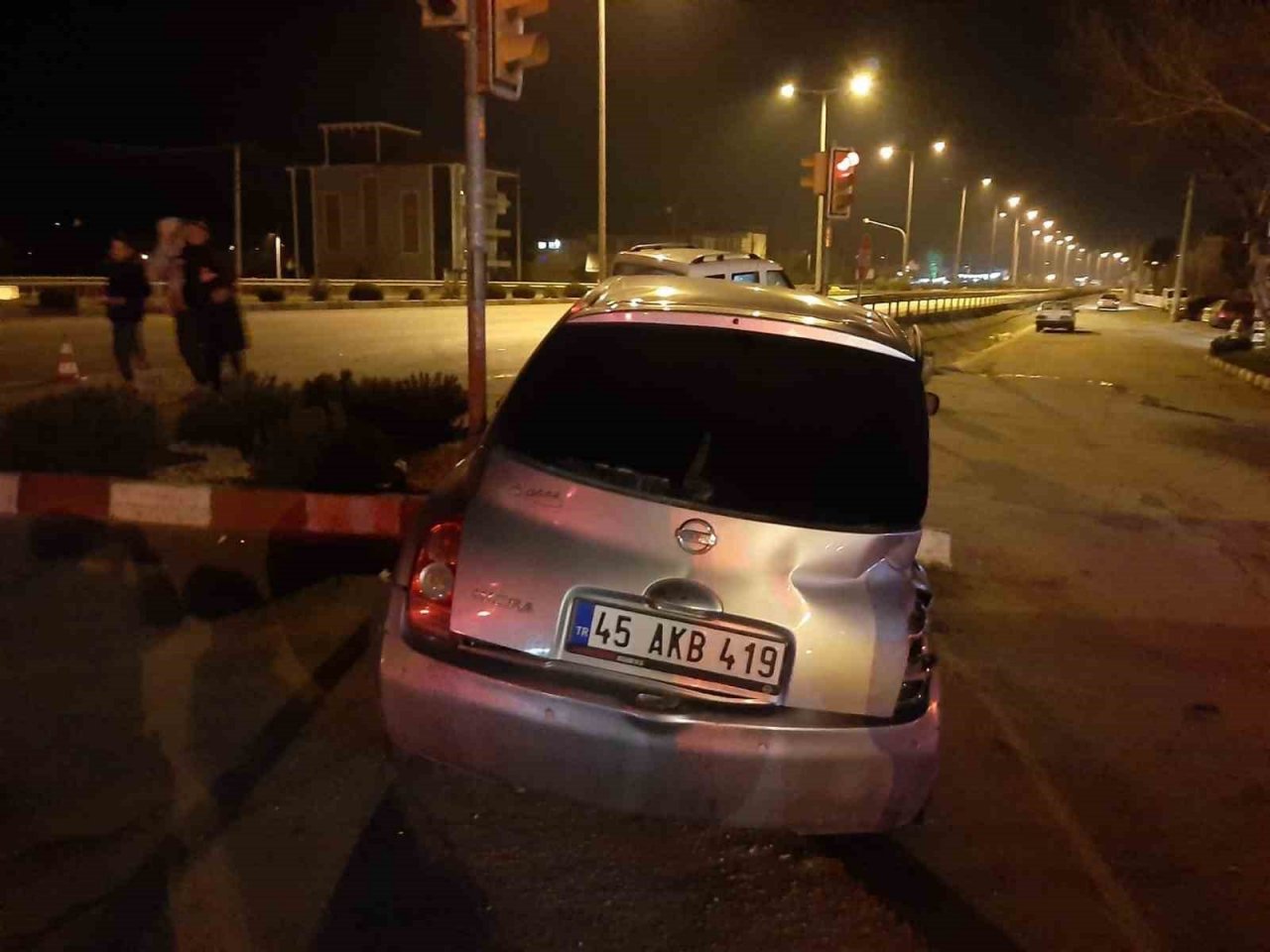 Kazada ağır yaralanan genç kız hayatını kaybetti