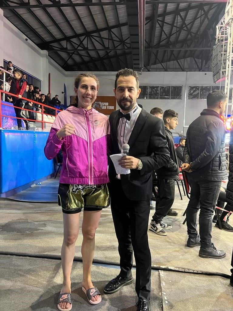 Kayserili milli sporcu depremzedeler için ringe çıktı