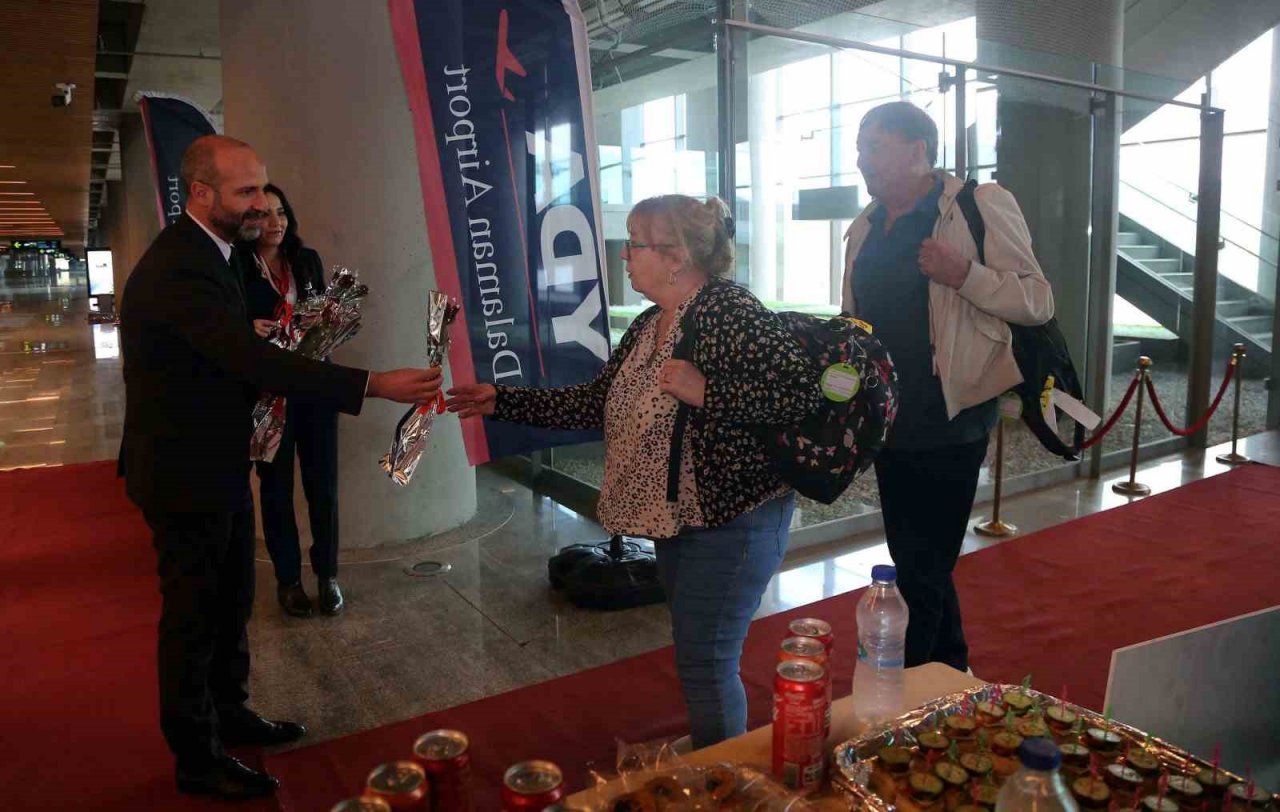 Muğla’ya 2023’ün ilk turist kafilesi geldi