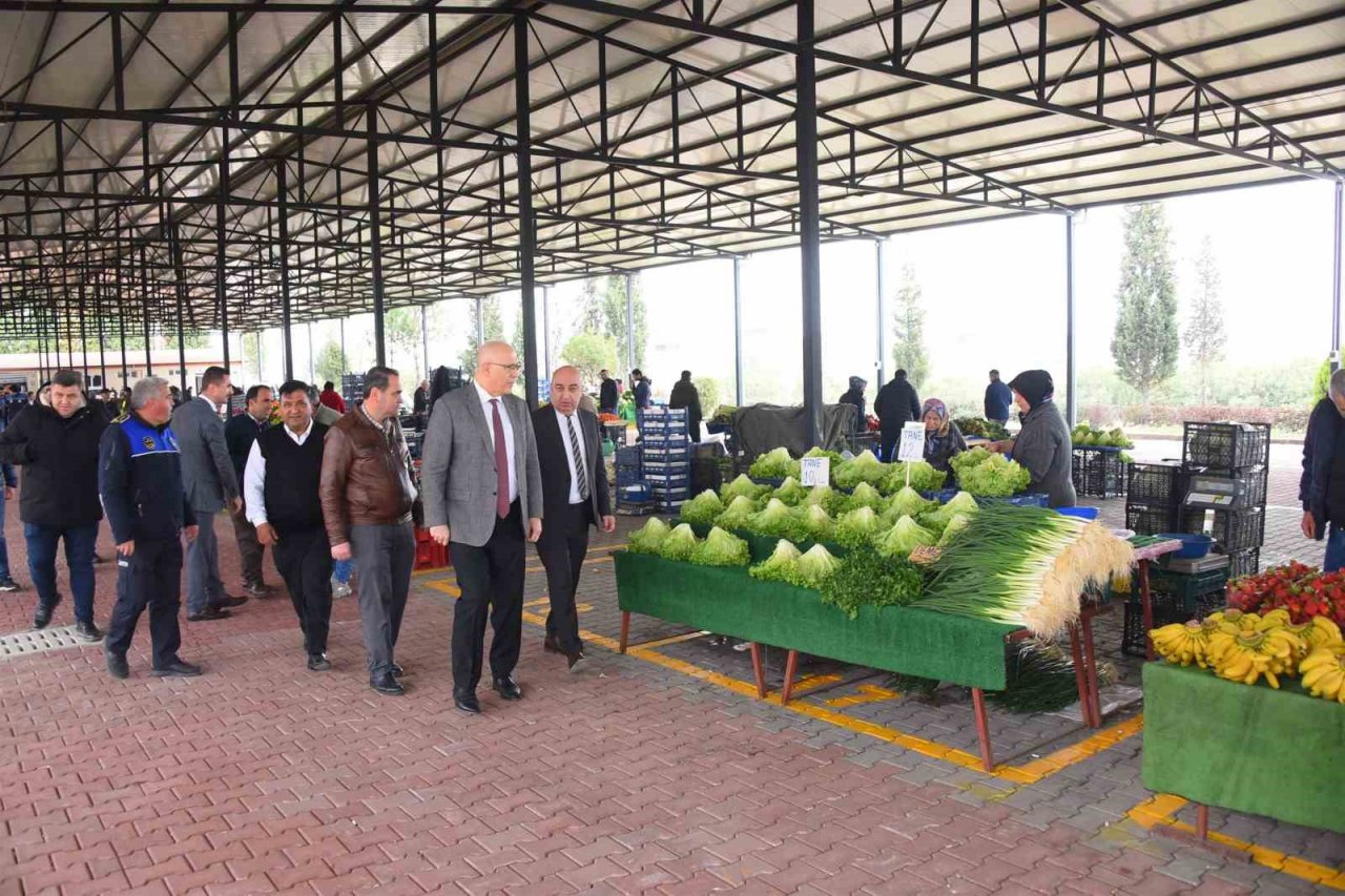 Salihli’de Gümüşçayı semt pazar yeri dualarla hizmete girdi