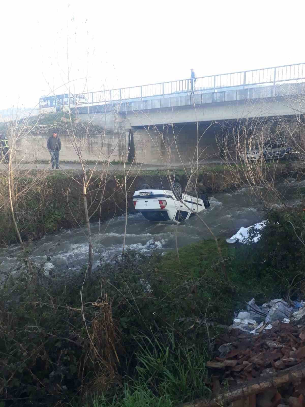 Tokat’ta otomobil dereye uçtu: 1 ölü, 1 yaralı