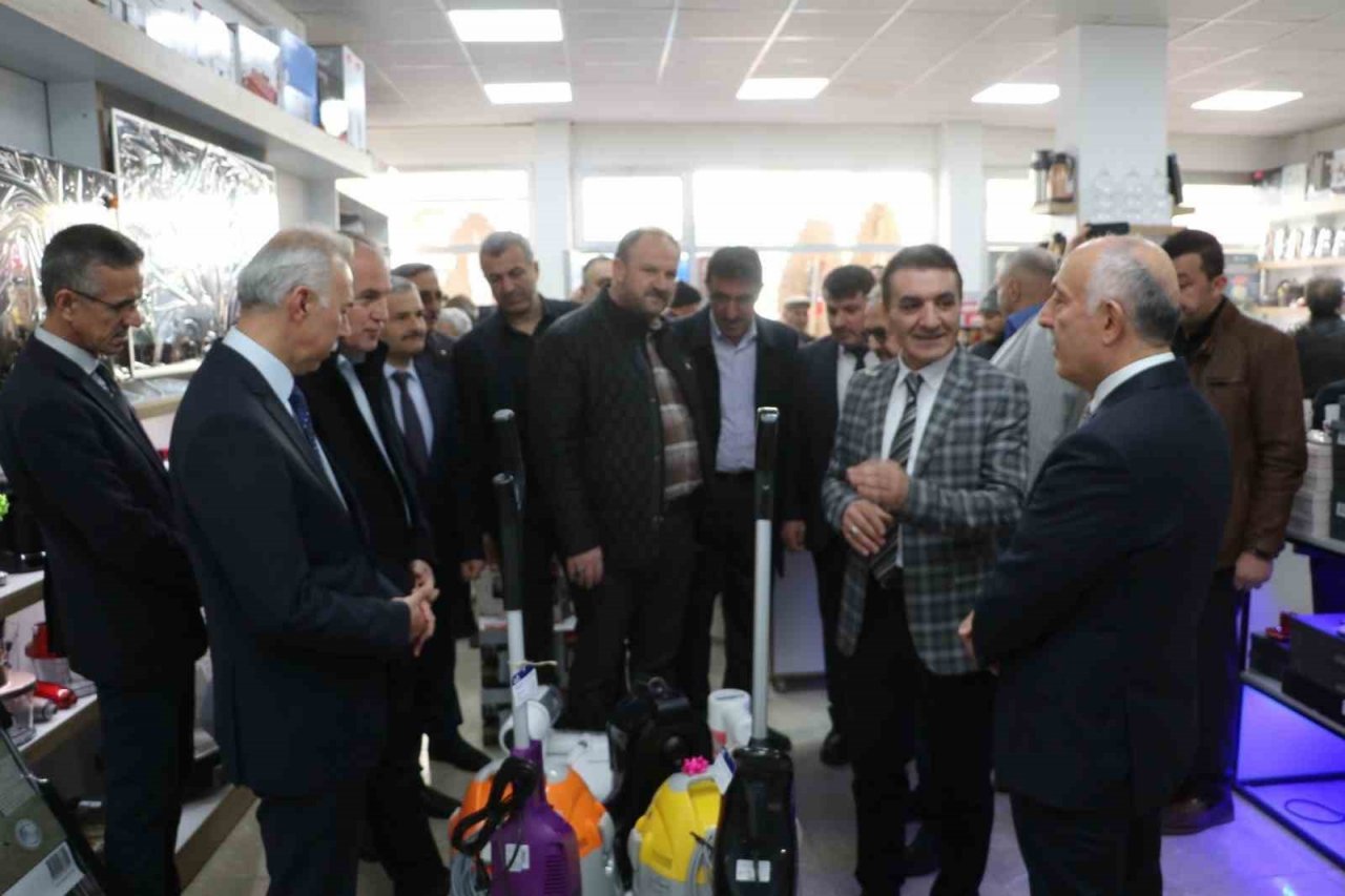 İhlas Pazarlama’nın Amasya’daki 4. mağazası Taşova’da açıldı