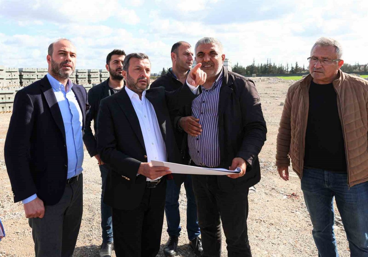 Başkan Kocaispir: “Adana’nın en güzel millet bahçesi olacak”