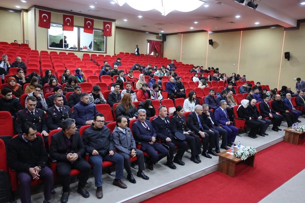 Hacılar’da 18 Mart Çanakkale Zaferi kutlandı