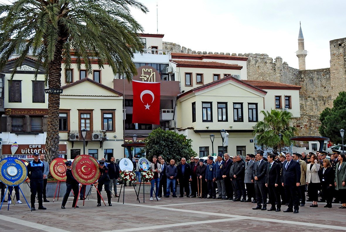 Çanakkale Deniz Zaferi’nin 108. yıldönümü Çeşme’de törenle kutlandı