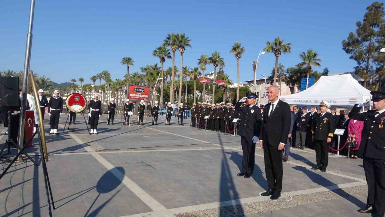 18 Mart Şehitler Günü programı Marmaris’te çelenk sunma töreni ile başladı