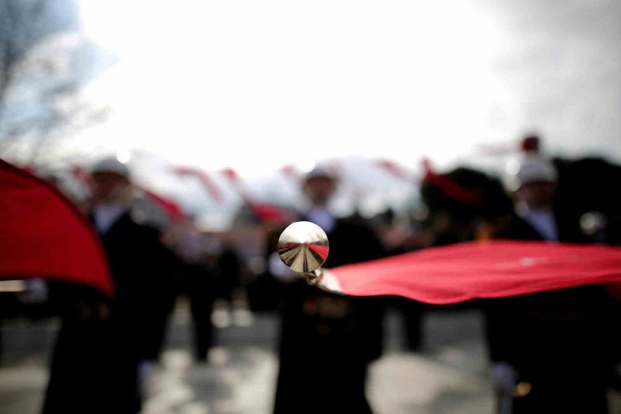 Çanakkale Deniz Zaferi’nin 108’inci yılı çelenk sunumu ile başladı