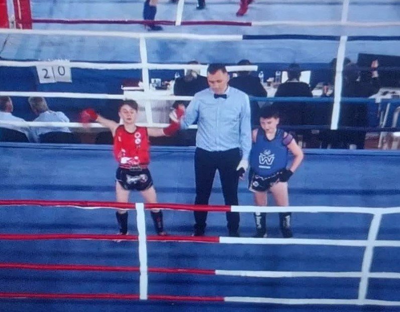 Salihli’ye muaythaiden 1 gümüş, 1 bronz madalya