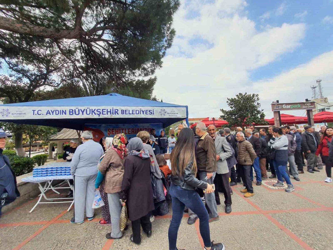 Aydın Büyükşehir Belediyesi’nden şehitler için helva hayrı