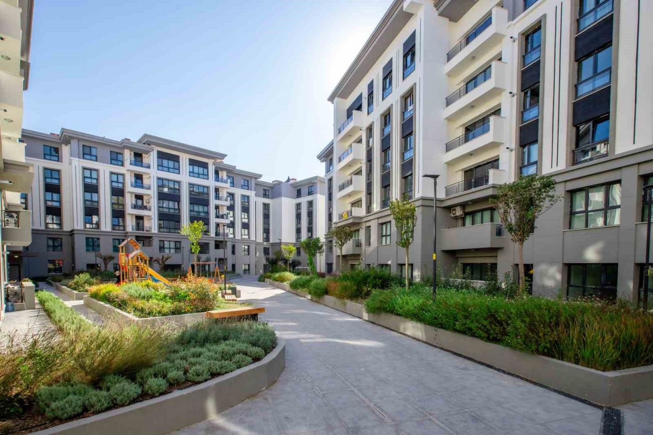 İzmir’de deprem sonrası inşa edilen 4 bin 602 adet konutun yapımı tamamlandı