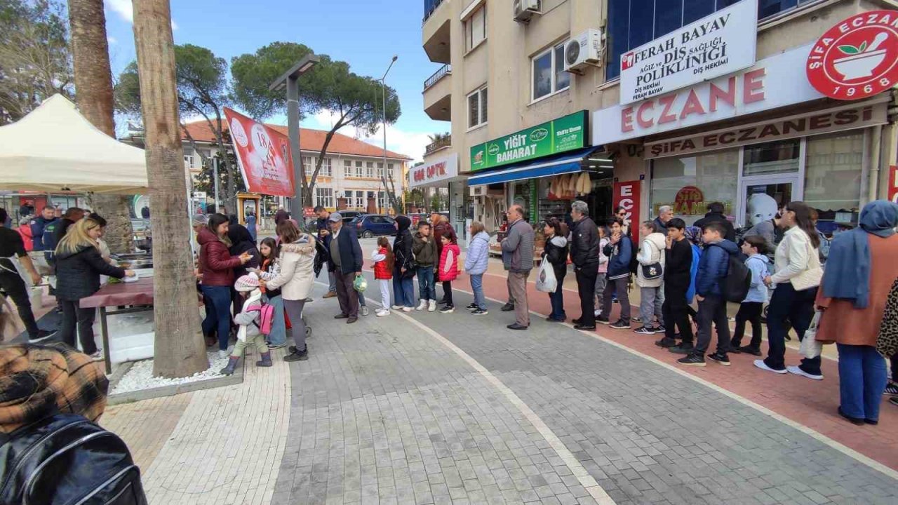 Cezaevi personellerinden Çanakkale şehitleri için lokma hayrı