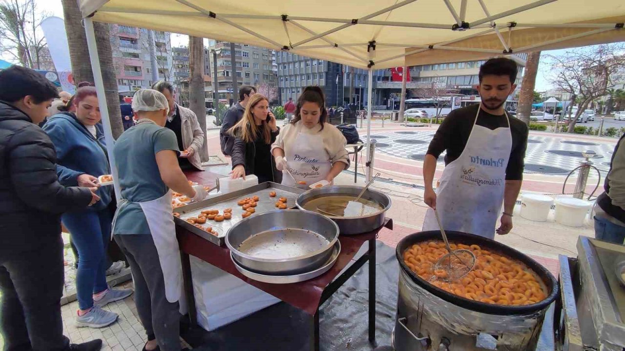 Cezaevi personellerinden Çanakkale şehitleri için lokma hayrı