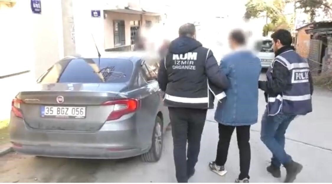 FETÖ’nün gizli kuryeleri deşifre oldu