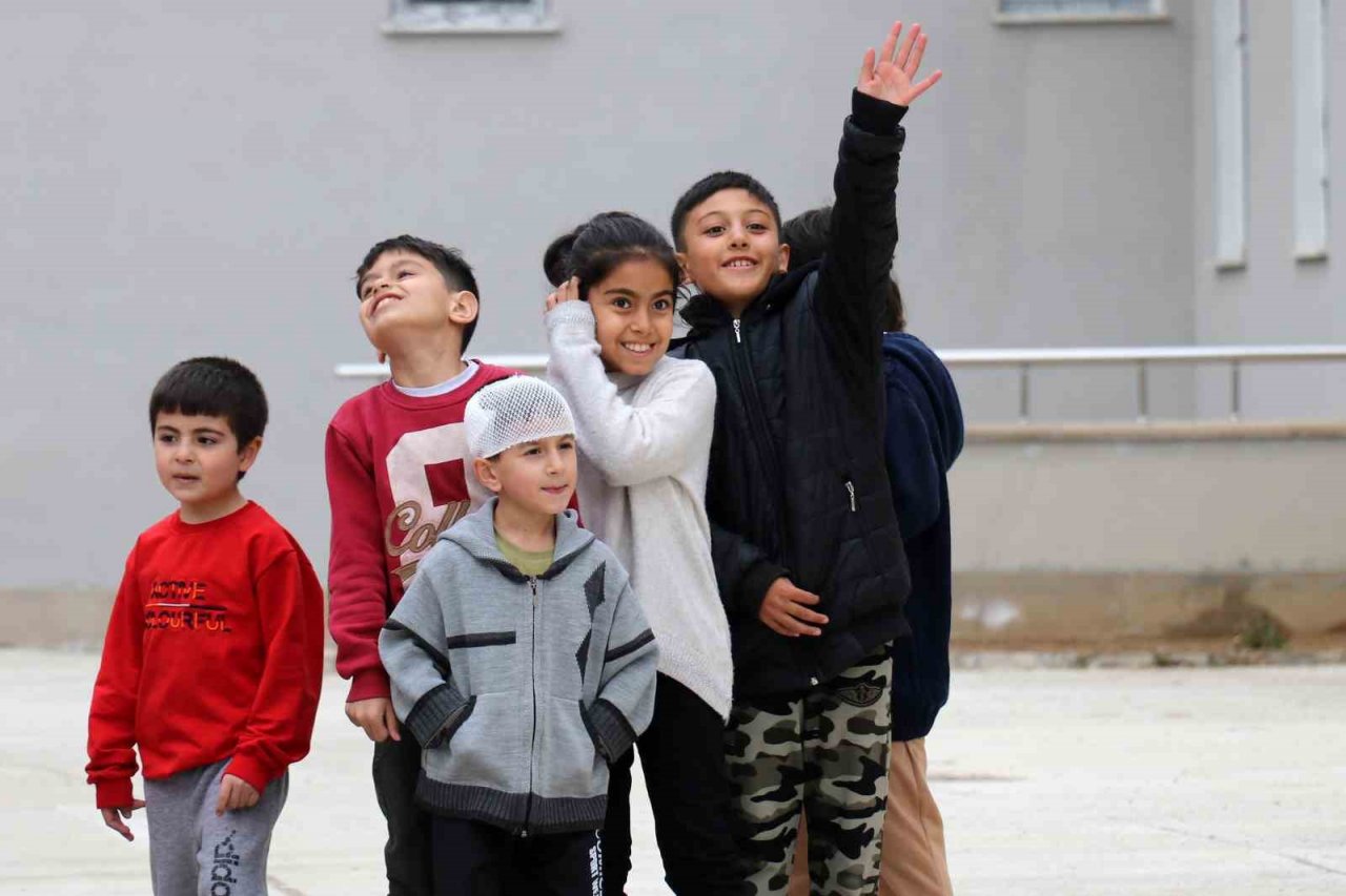 Depremzede çocuklar depremin etkilerini sporla atıyorlar