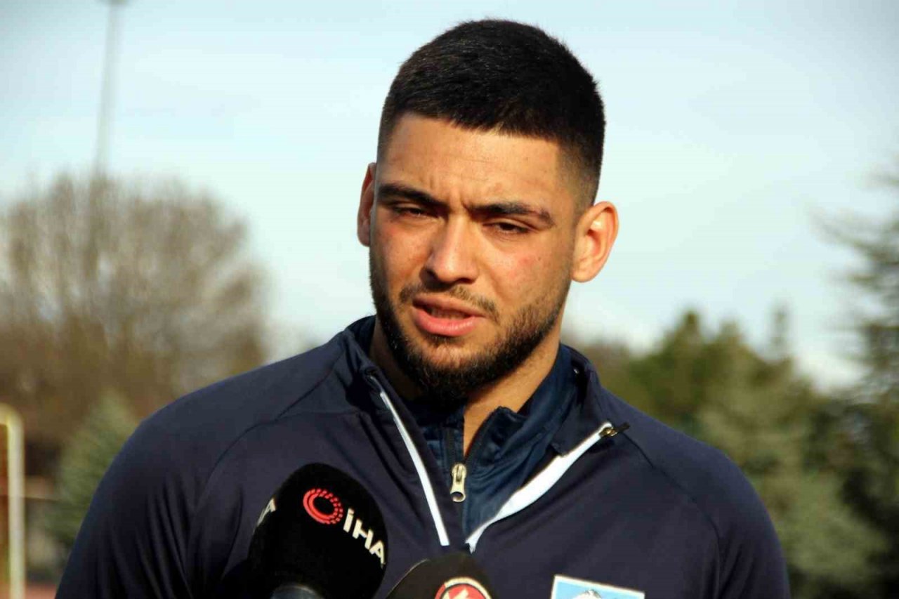 Dimitrios Kolovetsios: "Hepimiz depremleri düşünüyoruz, bunu saklayamam"