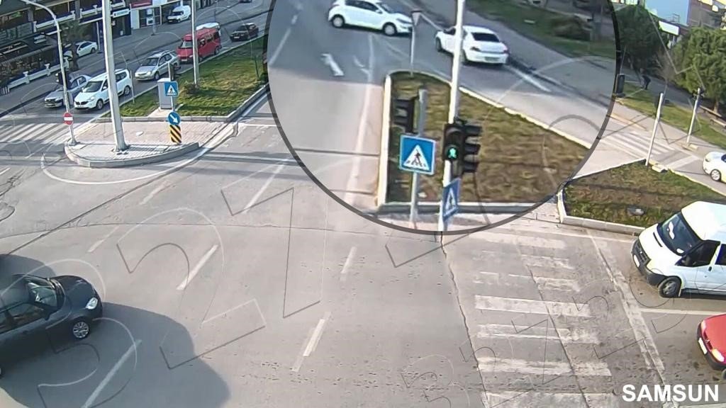 Işık ihlali yapan araca motosiklet hızla çarptı: 1 yaralı